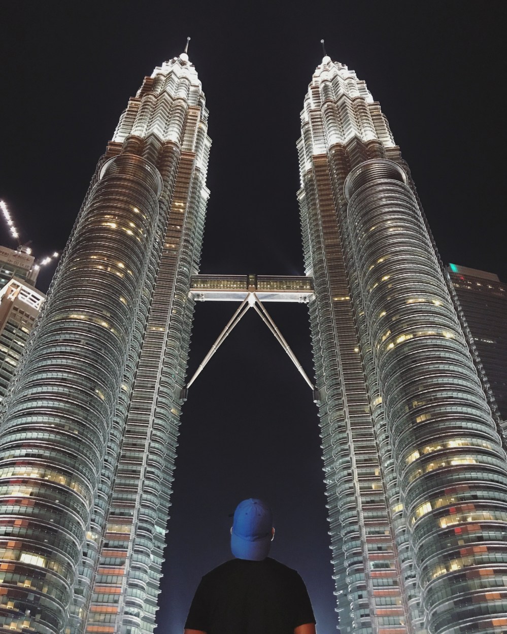 Awed by the amazing Petronas Twiin Towers