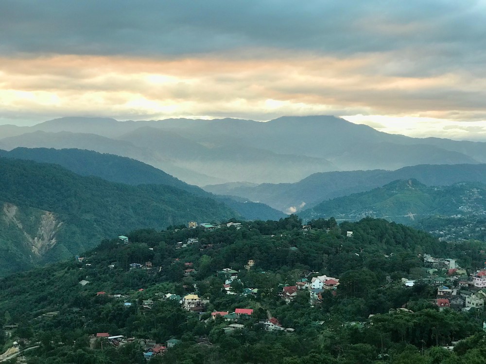 Sunrise in Baguio!