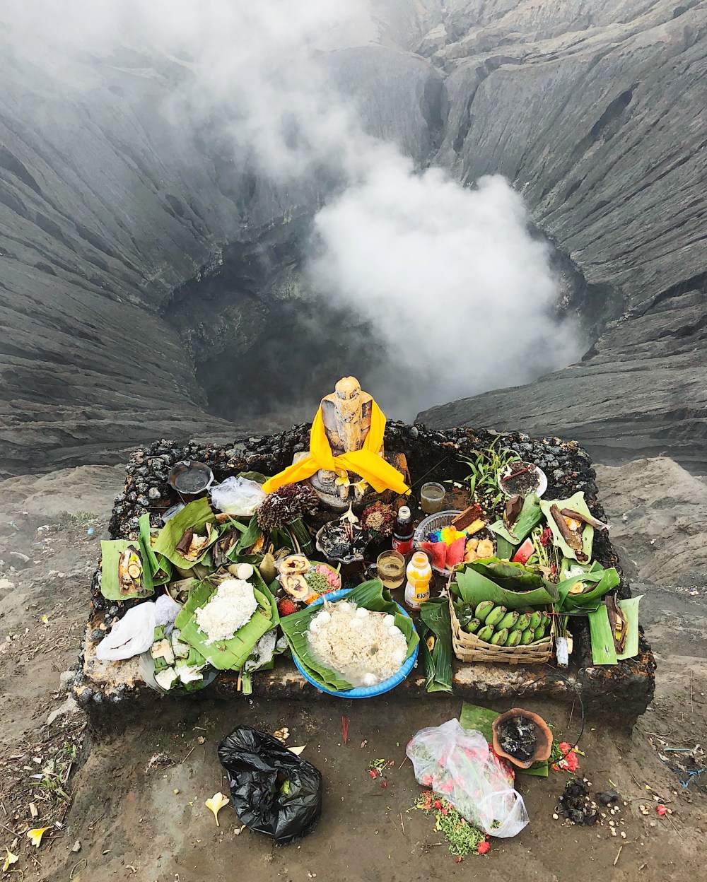 OFFERING TO THE HINDU GODS.