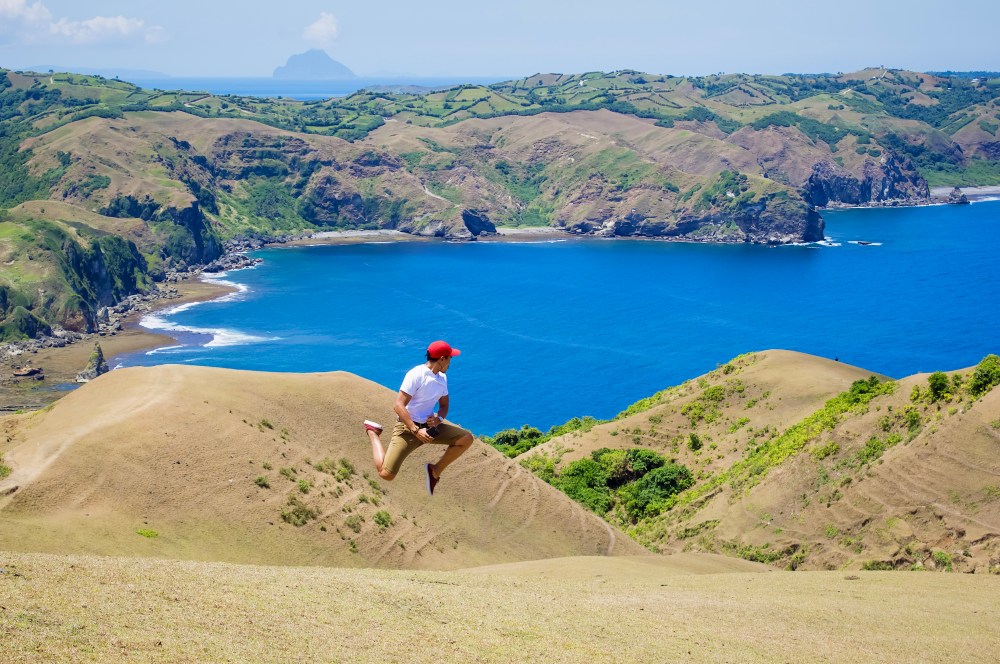 ENJOYING THE ROLLING HILLS OF BATANES!