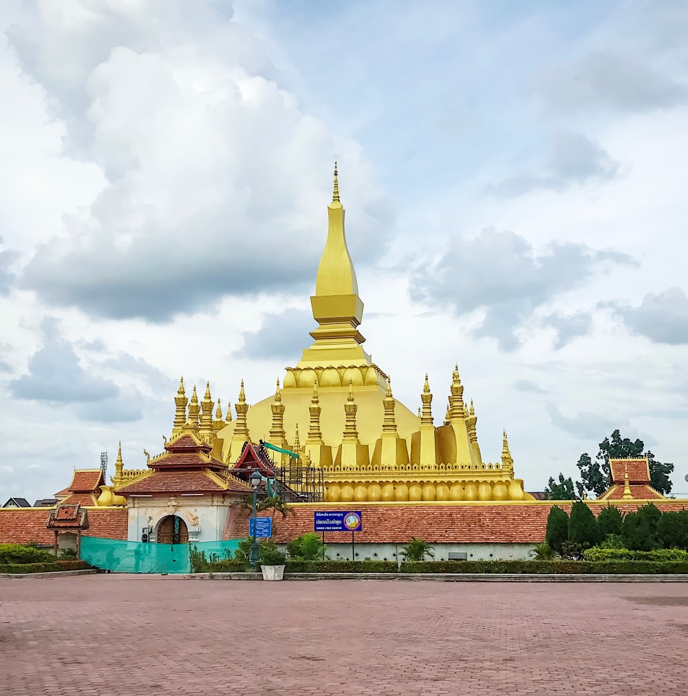 PHA THAT LUANG COMPLEX