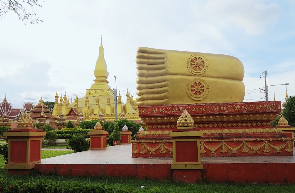 PHA THAT LUANG COMPLEX.