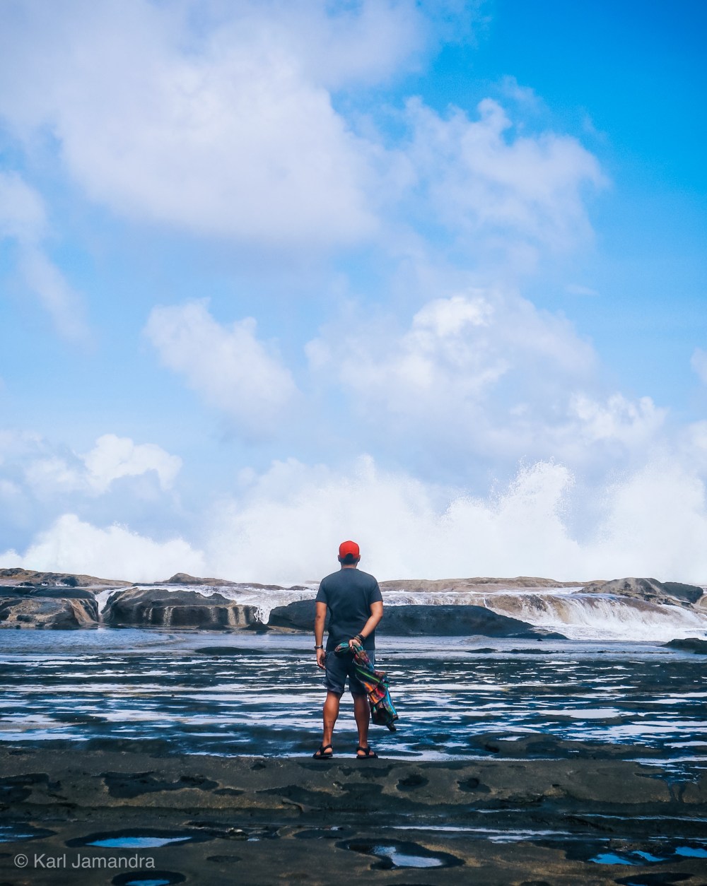 WHEN THE SEA WAVES SEEM TO MEET THE SKY.