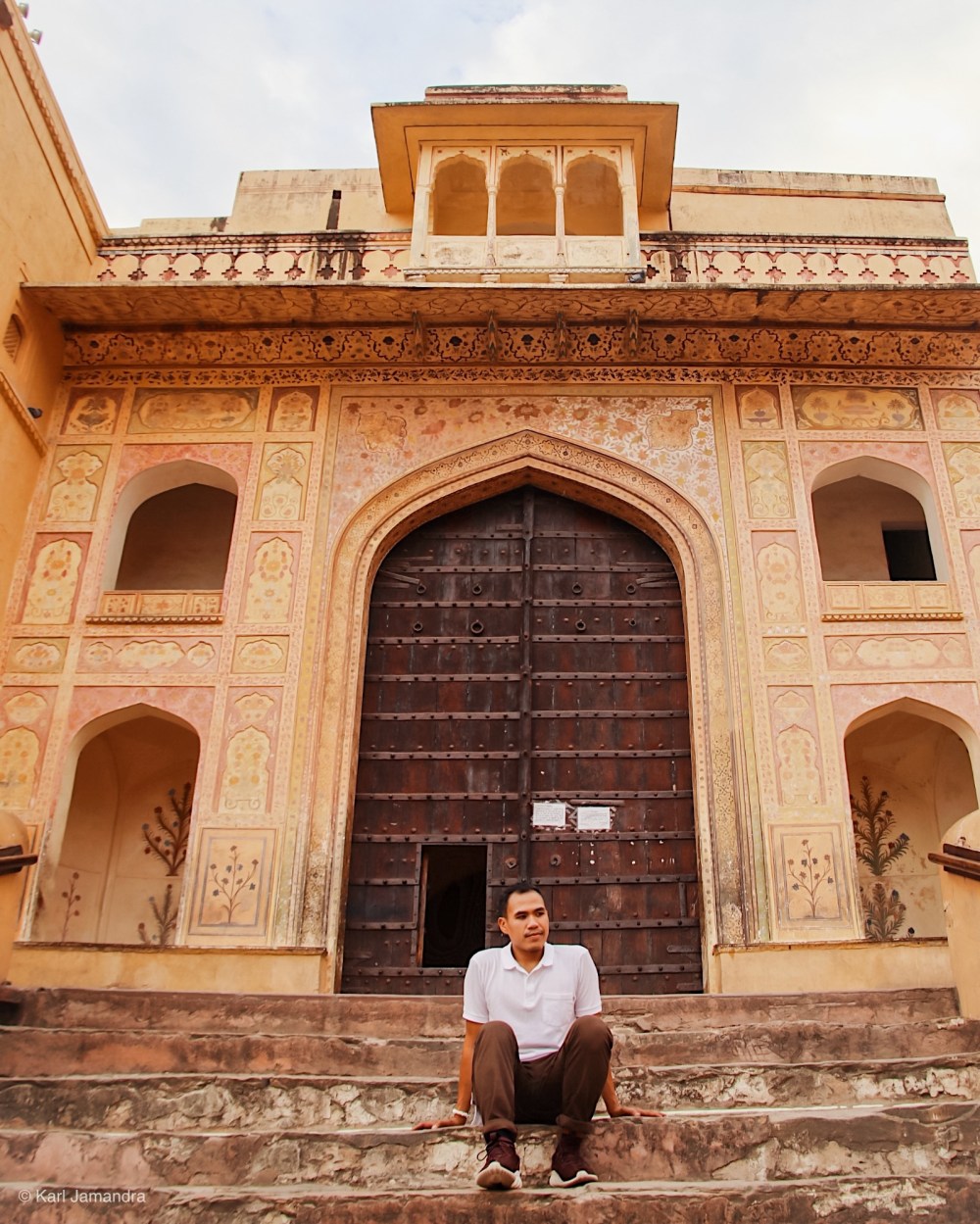 ENTRANCE TO THE AMER PALACE