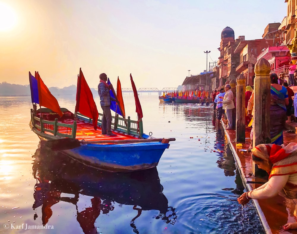 SUNRISE IN YAMUNA RIVER.